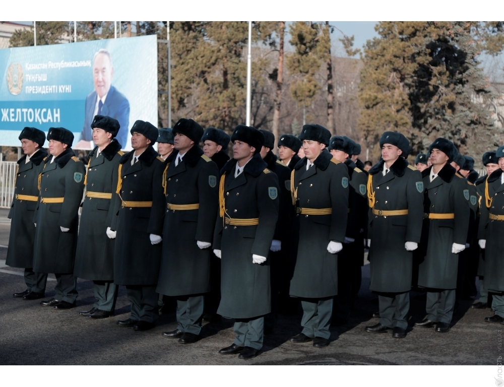 Около 30 тысяч казахстанцев будут призваны в армию в 2016 году