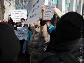 Активисты «Oyan, Qazaqstan!» и Демпартии требуют возбуждения уголовного дела против полиции