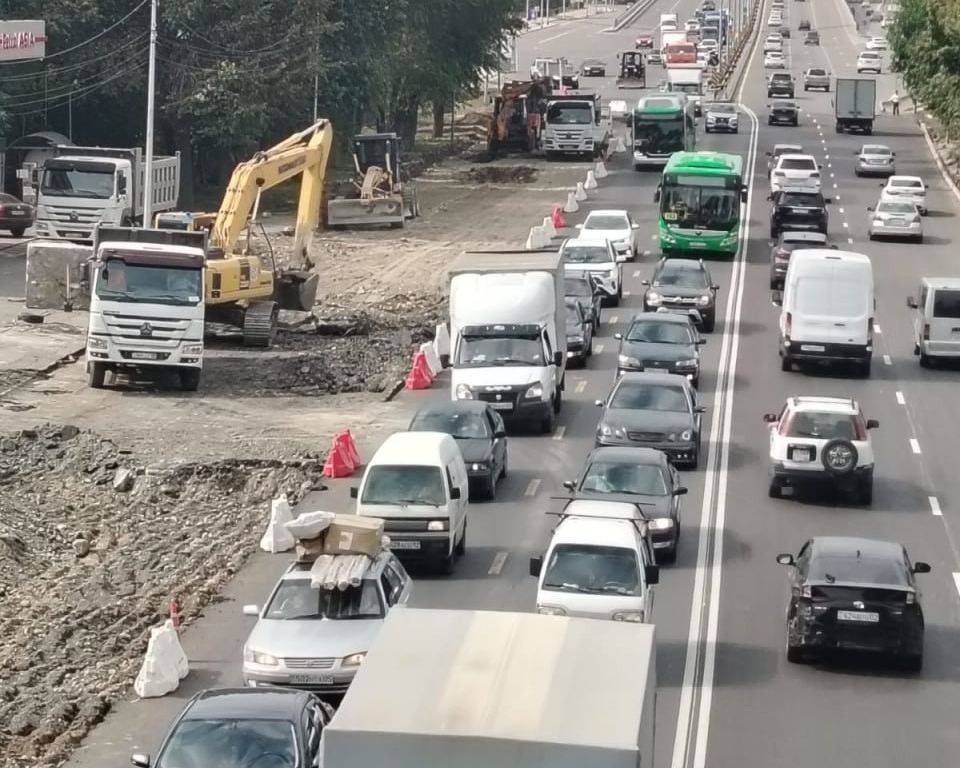 В Алматы введут очередные ограничения на Кульджинском тракте