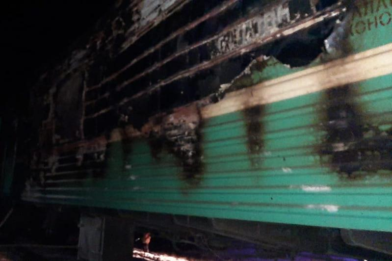 В пассажирском поезде «Мангышлак – Актобе» произошел пожар, пострадали 5 человек