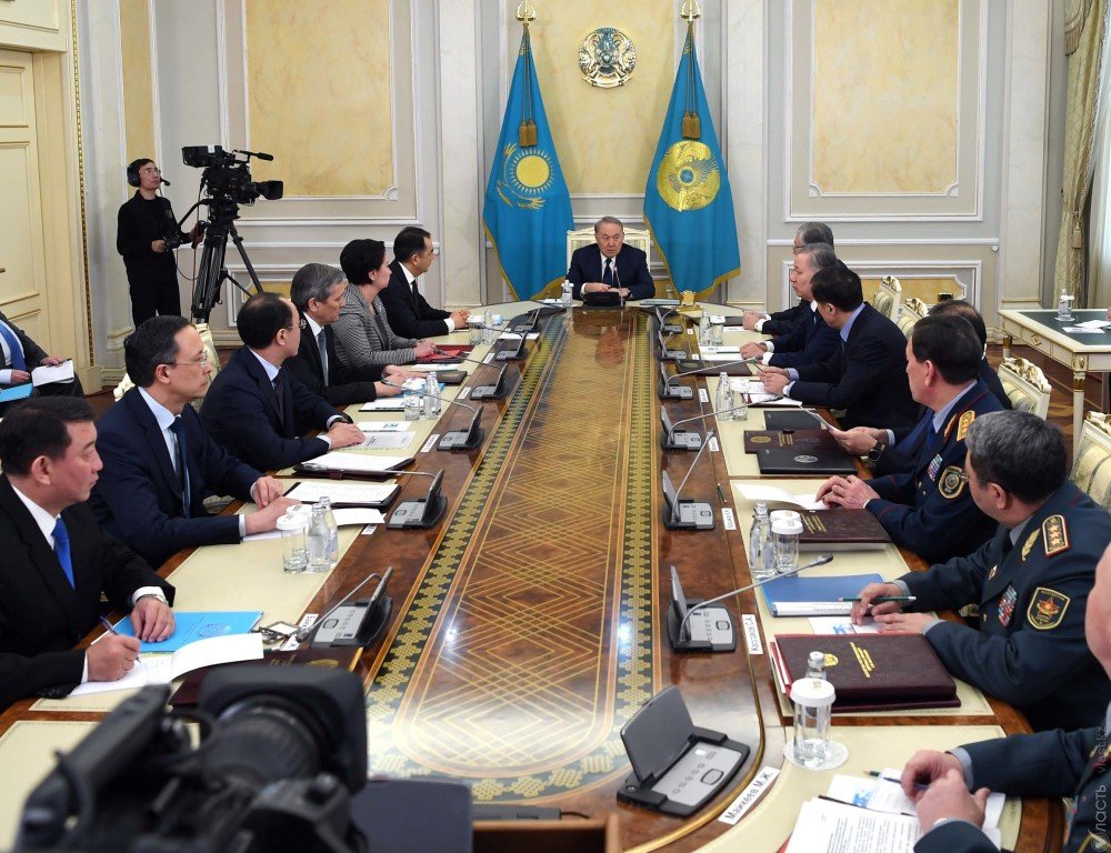 Президент провел заседание Совета безопасности