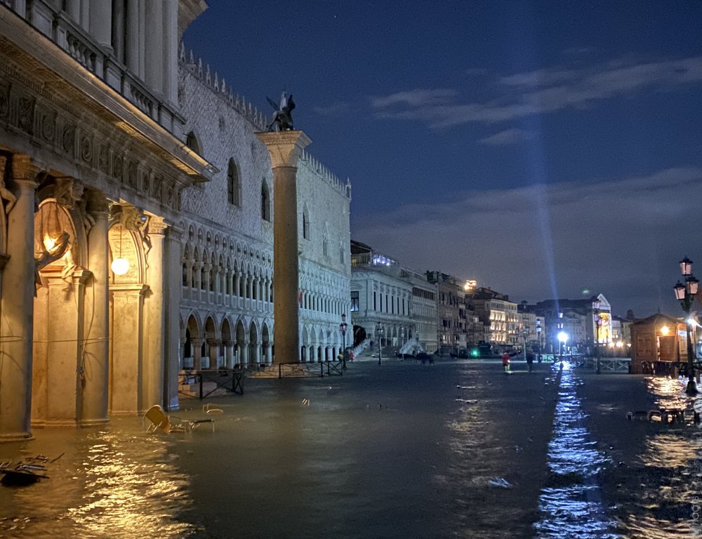 Венецию затопило после проливного дождя