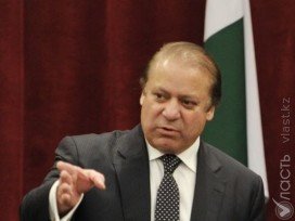 Премьер Пакистана отстранен от власти Верховным судом 