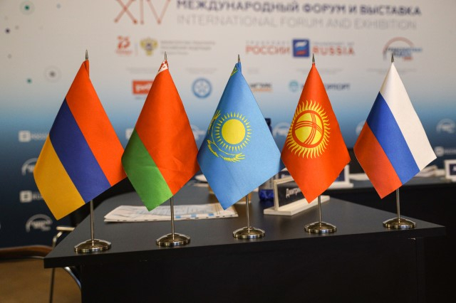 Казахстан ратифицировал соглашение о зоне свободной торговли между ЕАЭС и Сербией