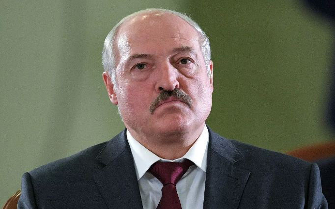 Лукашенко призвал лидеров стран СНГ поддержать Зеленского