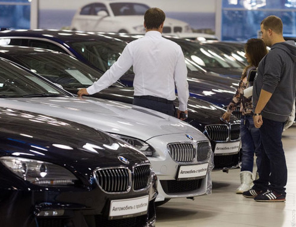​С начала года продажи автомобилей в Казахстане упали на 5,75%