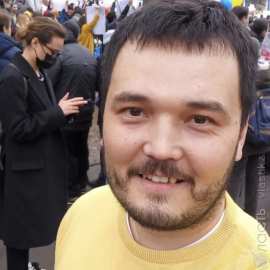 Задержанный в Алматы каракалпакский правозащитник Муратов сохраняет позитивный настрой