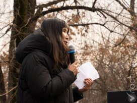 Активистку Салтанат Ташимову задержала полиция