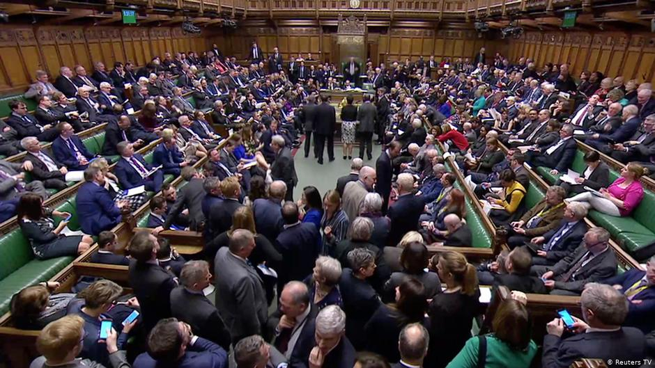 Британский парламент отказался в срочном порядке принимать соглашение о Brexit
