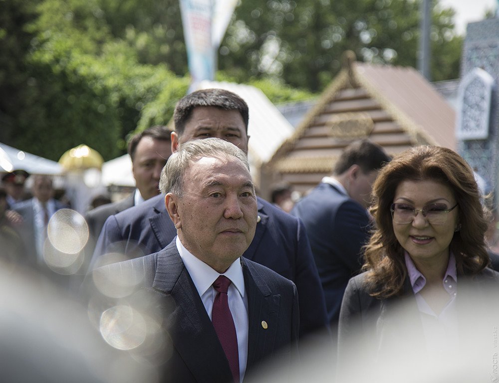 Назарбаев поблагодарил казахстанцев за поддержку 