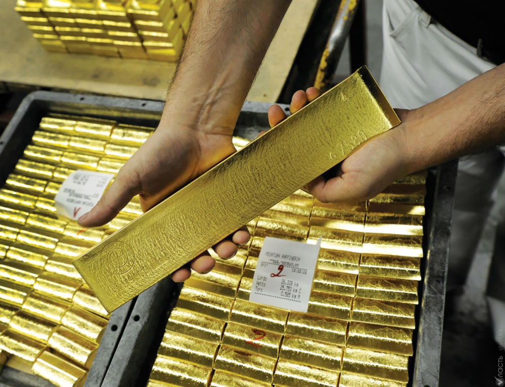 Мажилис одобрил законопроект, закрепляющий приоритет Нацбанка на покупку золота в Казахстане