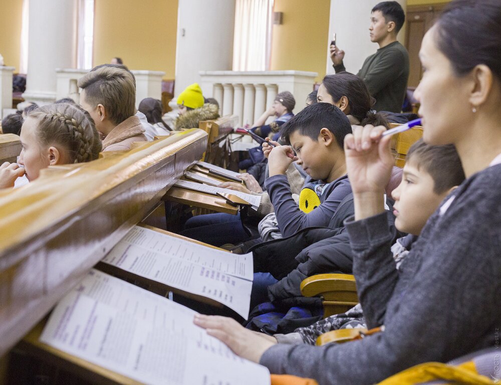 Государственные школы и колледжи в Казахстане запретят приватизировать 