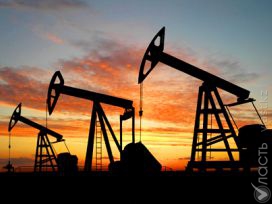 Казахстан в 2015-2016 годах сохранит нефтедобычу на текущем уровне - Минэнерго