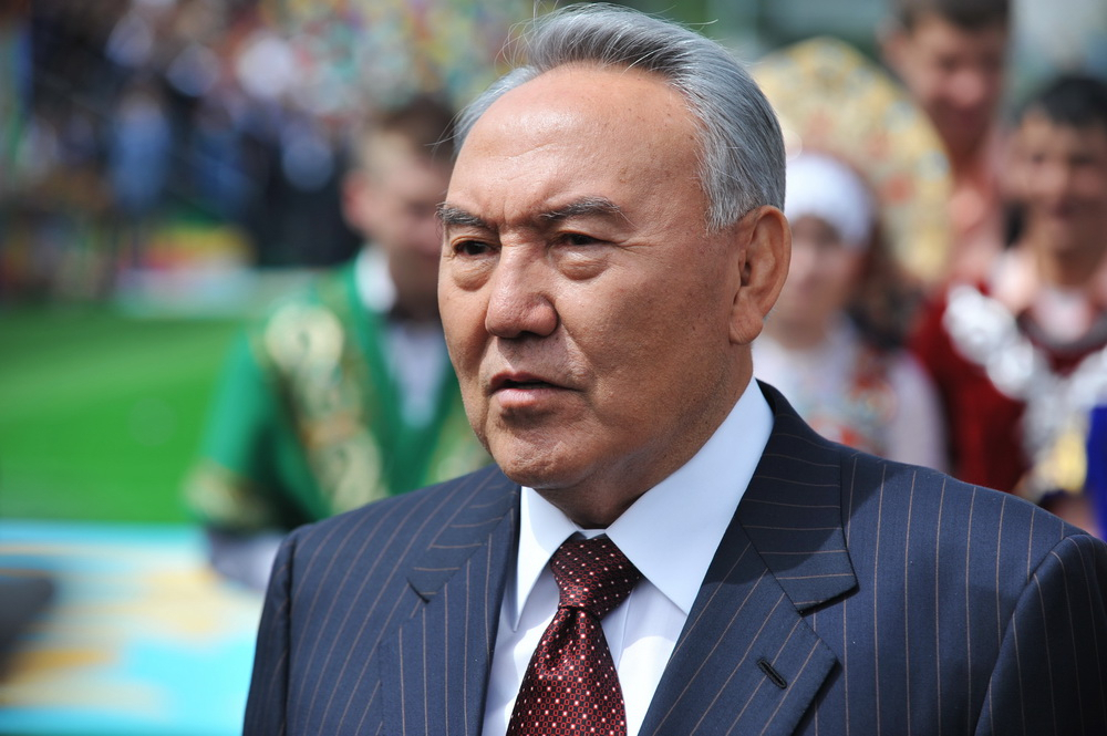 Назарбаев получил статус почетного сенатора 
