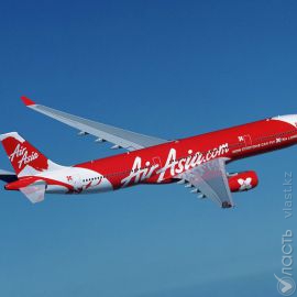 Самолет авиакомпании AirAsia, предположительно, потерпел крушение - власти Индонезии