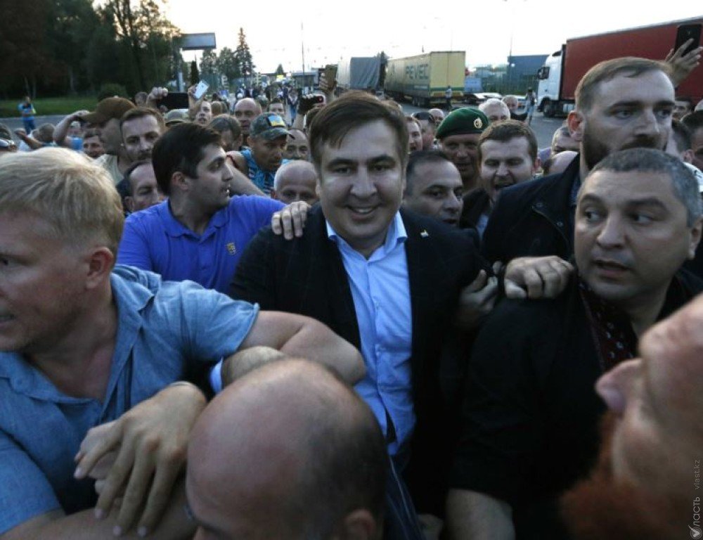 ​В Украине завели уголовное дело на Саакашвили после прорыва границы