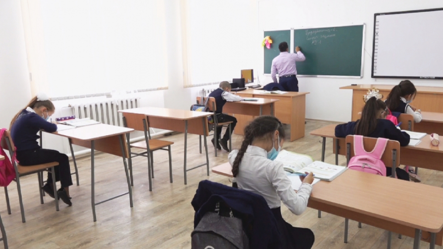 ​66 казахстанских школ закрыты на карантин – Минздрав