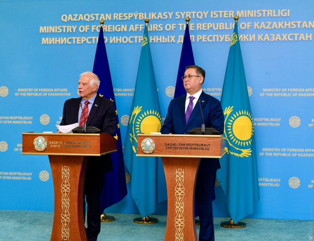 
Евросоюз заинтересован в укреплении сотрудничества с Казахстаном, заявил Боррель