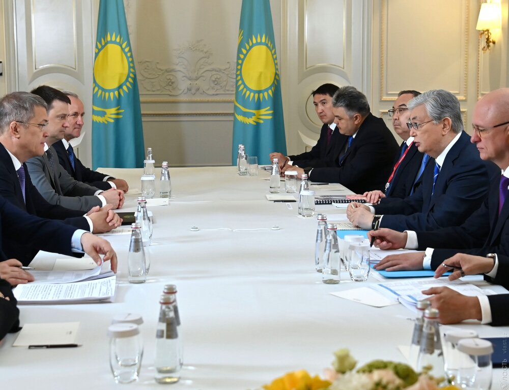 Токаев пригласил в Казахстан руководство башкирских компаний