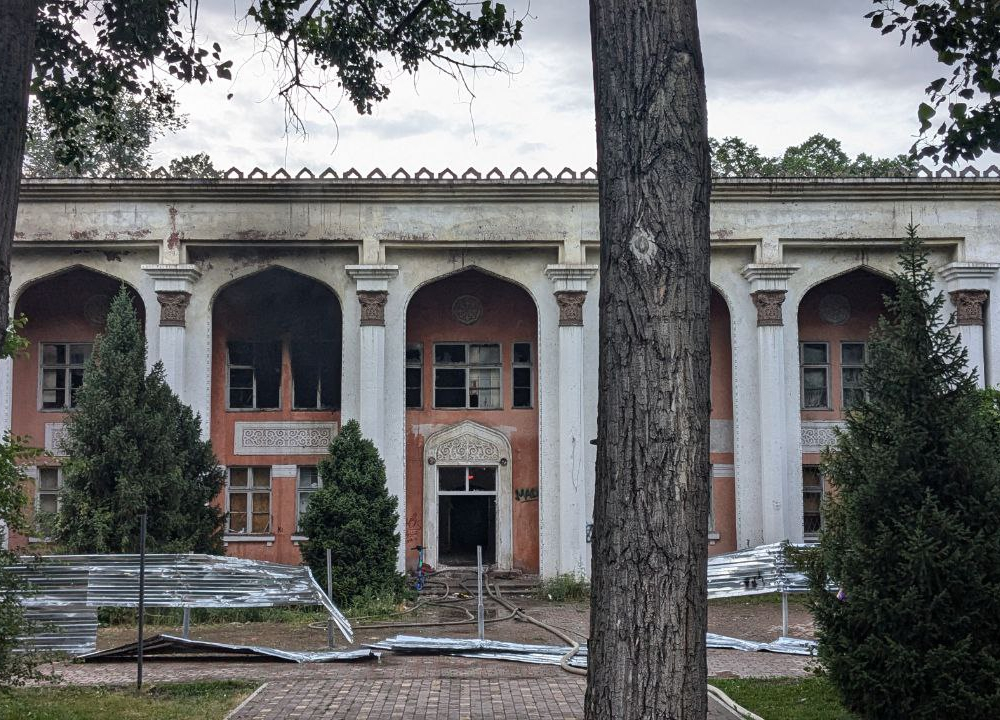 
Реконструкцию бывшей железнодорожной больницы в Алматы начнут в ноябре