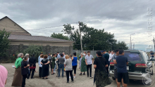 Жители микрорайона Ожет в Алматы протестуют против сноса их домов 