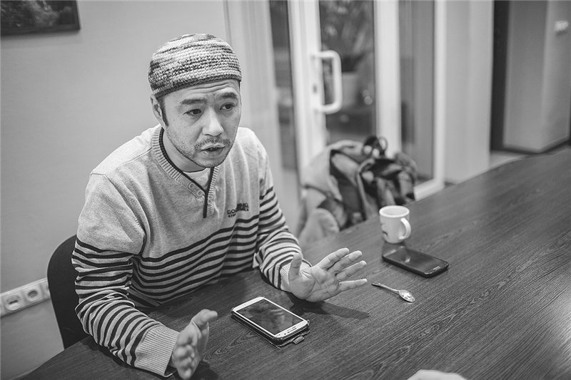 Ербол Жумагулов, поэт: «Мне некомфортно в Казахстане, но комфортно внутри себя»