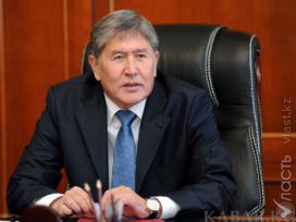 Президент Кыргызстана подписал указ об отставке правительства республики