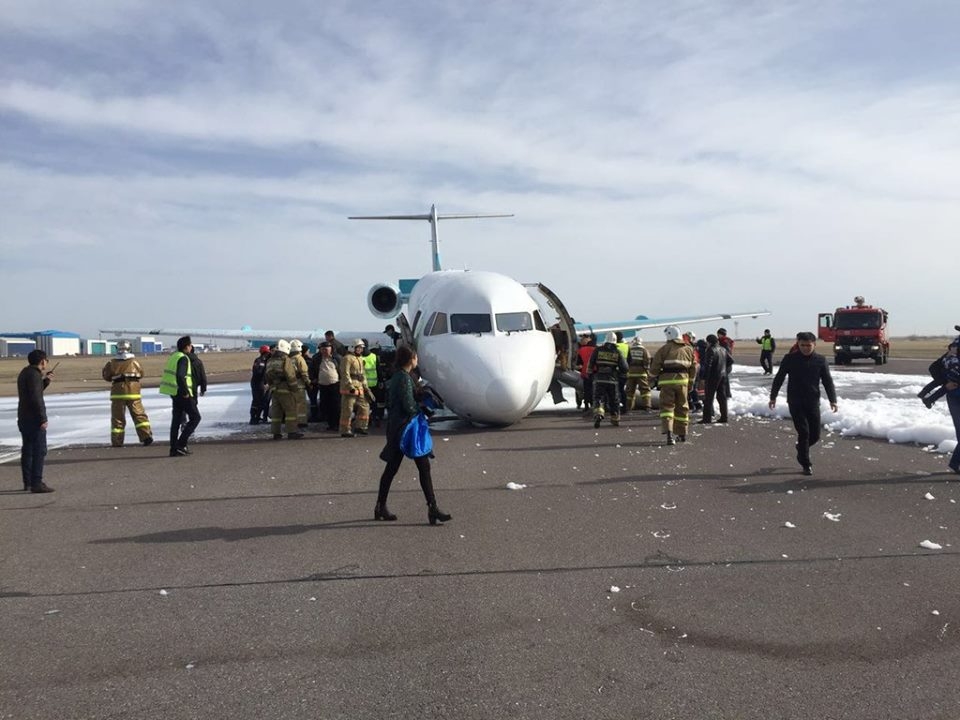 «Ничего страшного не произошло» - глава компании Bek Air прокомментировал аварийную посадку в Астане