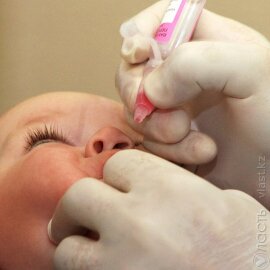 В Казахстане растет количество отказов от вакцинации от полиомиелита 
