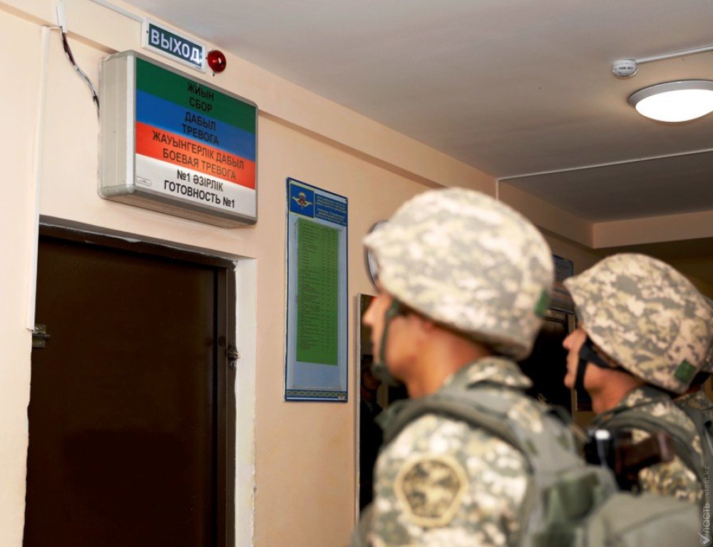 Вооруженные силы Казахстана приведены в высшую степень боеготовности из-за учений