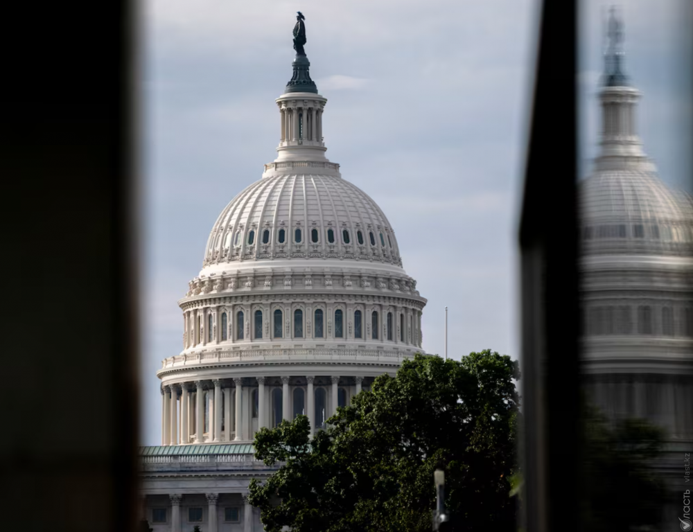 Правительство США частично приостанавливает работу