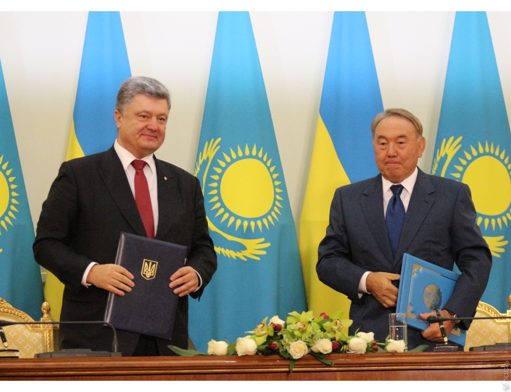 По итогам переговоров Назарбаева и Порошенко подписаны два документа