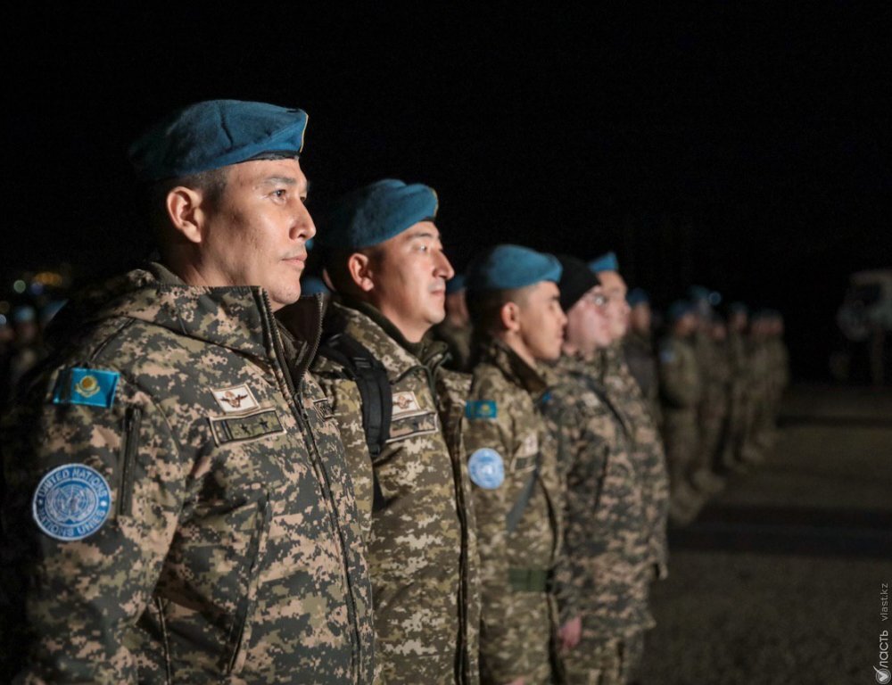Вопрос отправки миротворцев рассмотрит парламент Казахстана на совместном заседании 
