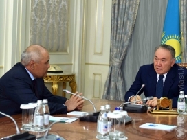 Назарбаев принял руководителей фонда «Самрук-Казына» и холдинга «Байтерек»