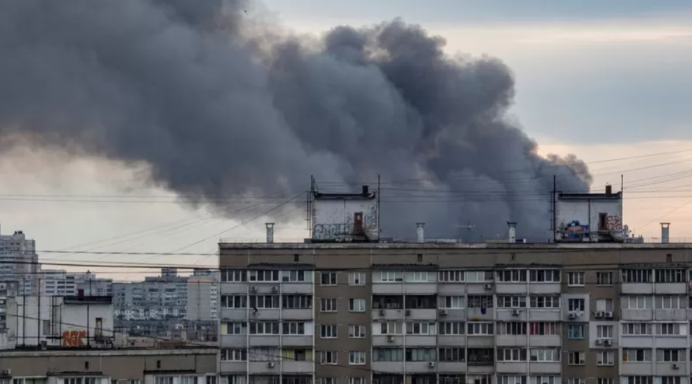 Киев подвергся ракетному обстрелу 