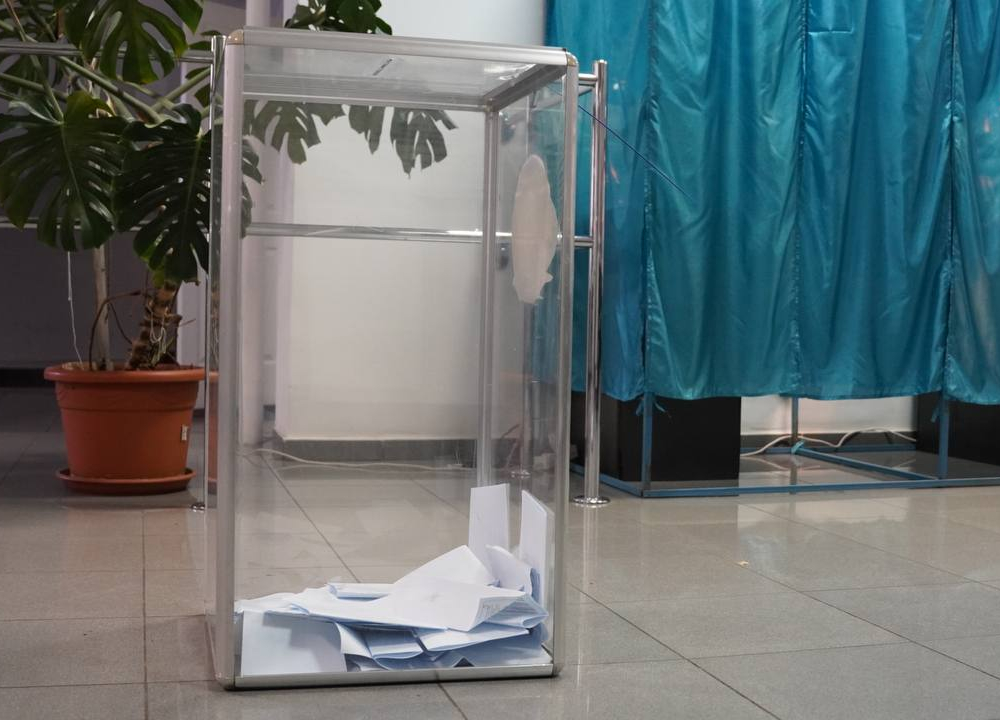 В Алматы проголосовали чуть более 26% избирателей
