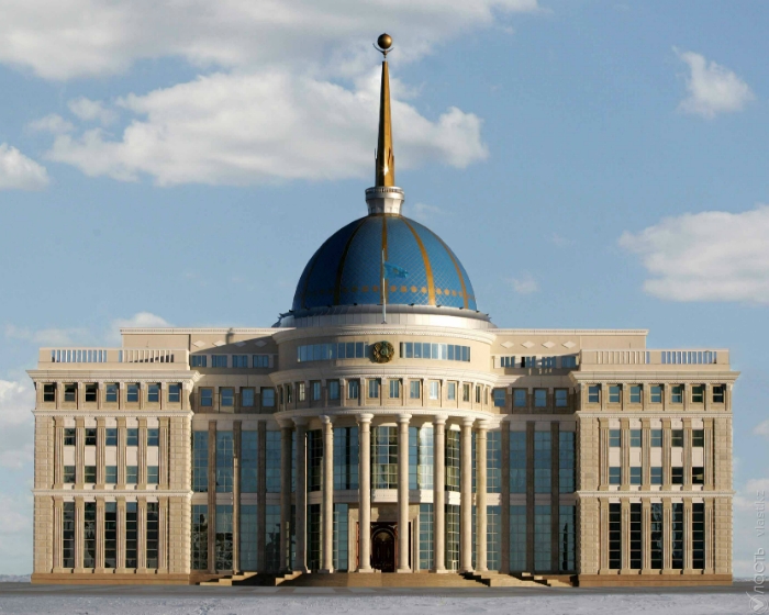 Назарбаев поздравил Порошенко с избранием на пост президента