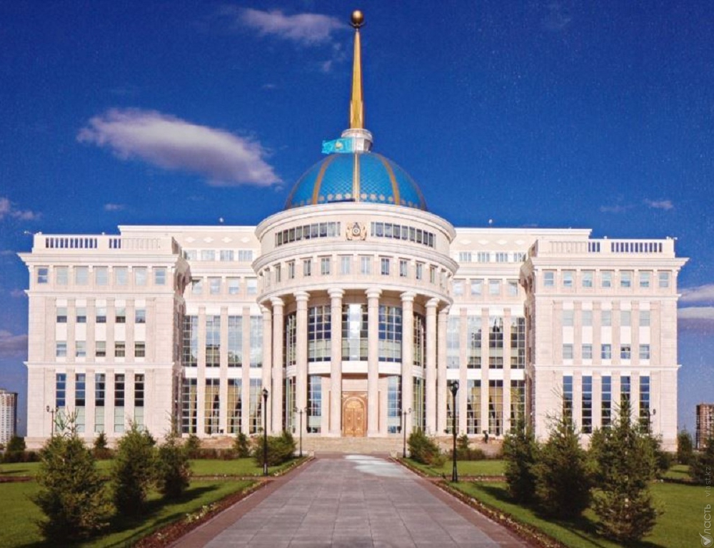 Назарбаев направил телеграмму с соболезнованиями родным композитора Джуманиязова