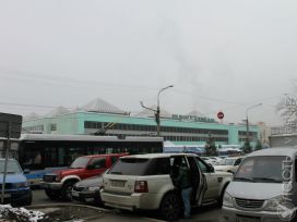 Нужен ли Алматы «Зеленый базар»? 
