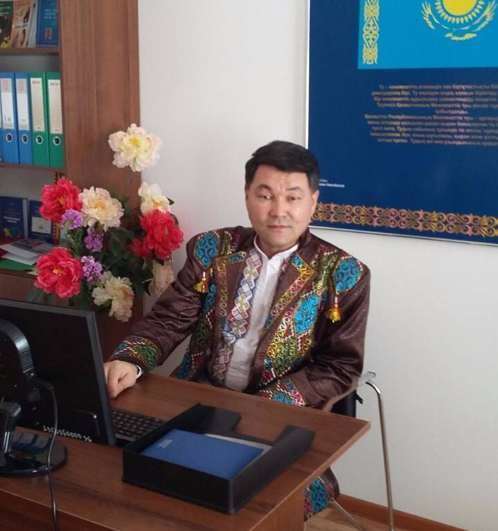 Узбекистан обьявил в международный розыск председателя каракалпакского этнокультурного объединения в Актау
