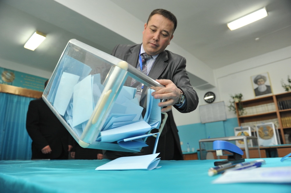 Парламентские выборы в Казахстане: 10 фактов