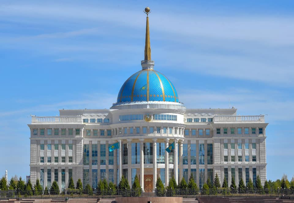 Токаев предложил проработать на уровне правительств меры по активизации экономического сотрудничества с Ираном