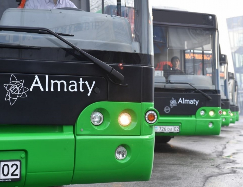 Акимат Алматы расторг договор с перевозчиком Green Bus Company