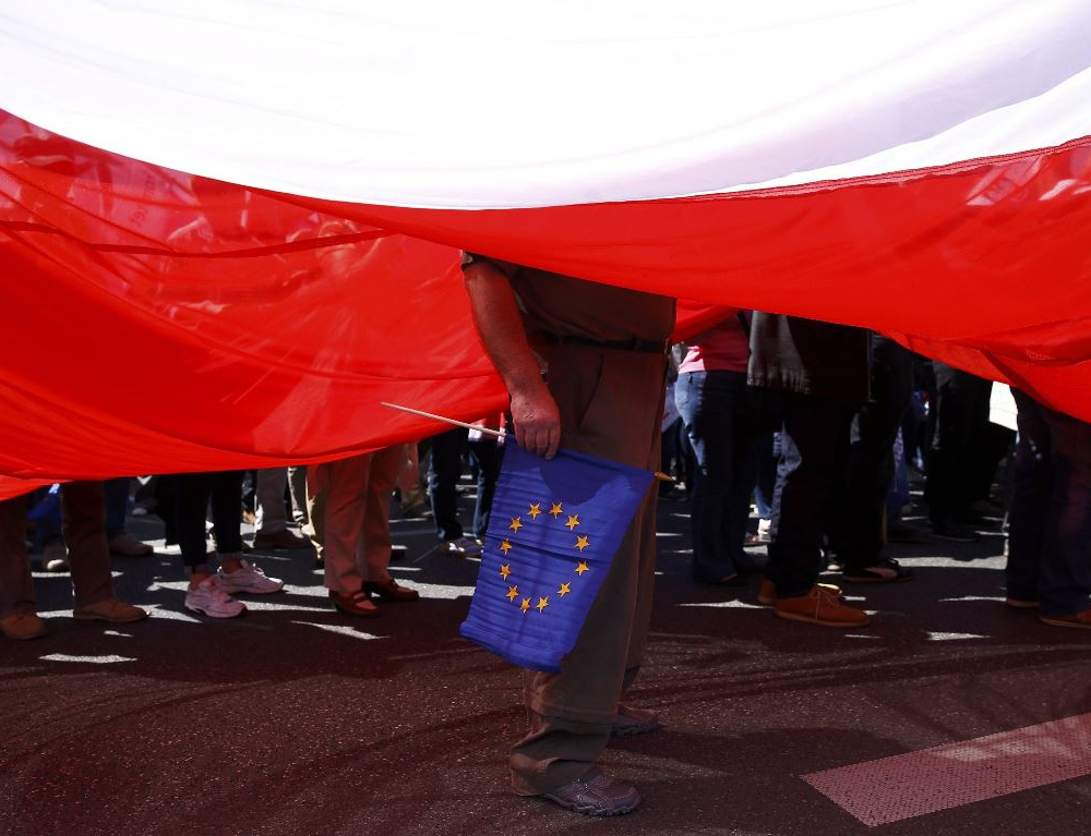 ​Польша может лишиться права голоса в Евросоюзе и субсидий