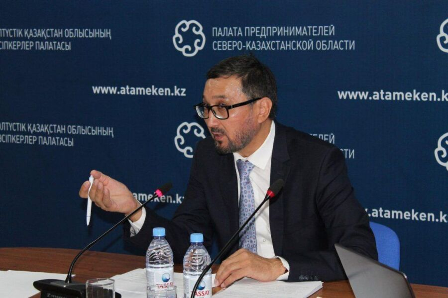 Талгат Ергалиев подал в ЦИК документы о выдвижении кандидатом в президенты