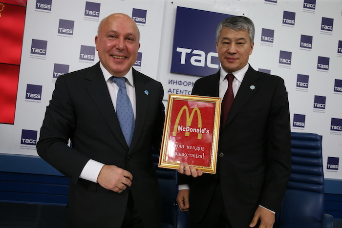 Кайрат Боранбаев назван одним из трех возможных покупателей бизнеса McDonald's в России