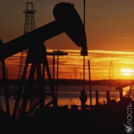 Цена не нефть марки Brent опустилась до четырехлетнего минимума