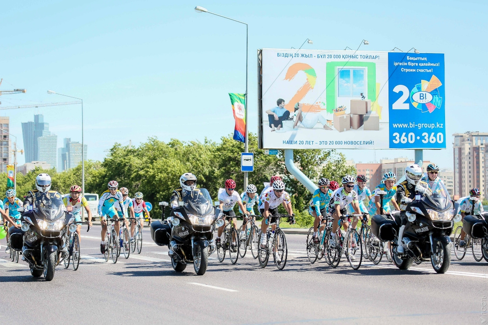 В Астане прошел массовый велопробег, посвященный Дню столицы