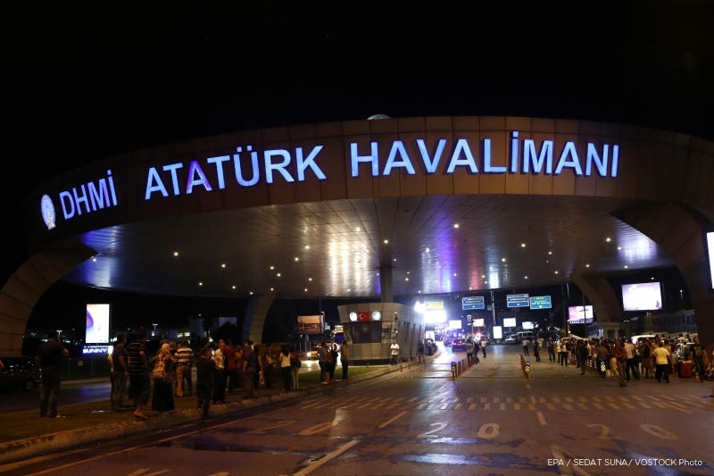 В Турции задержаны 11 подозреваемых в причастности к теракту в аэропорту Ататюрк