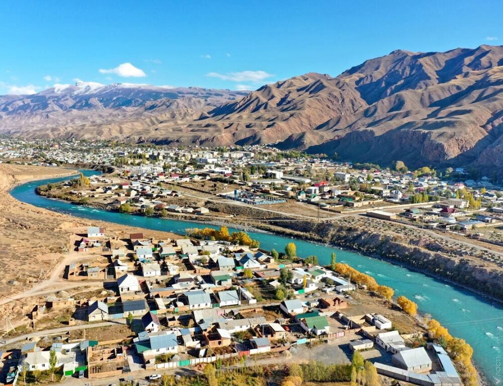 
Symbolic, But Distant in the Future: A Dam on Kyrgyzstan’s Naryn River